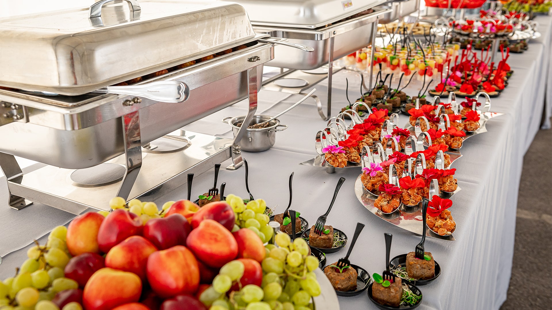 Catering Companies Specialized in Large Private Events